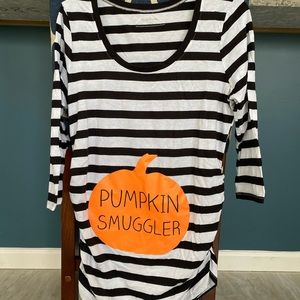 Motherhood Maternity Pumpkin Smuggler Shirt Sz L